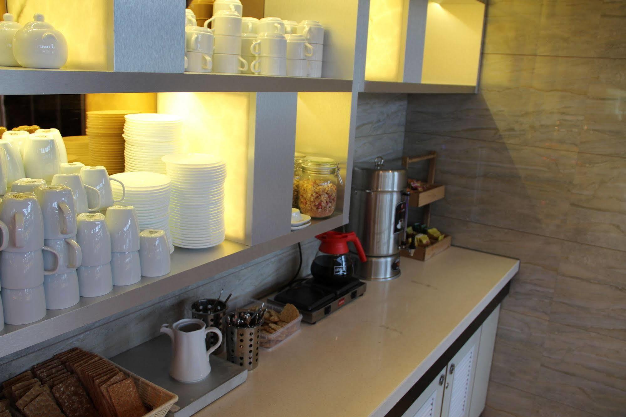 Hotell Skulesjoen Bjasta Ngoại thất bức ảnh